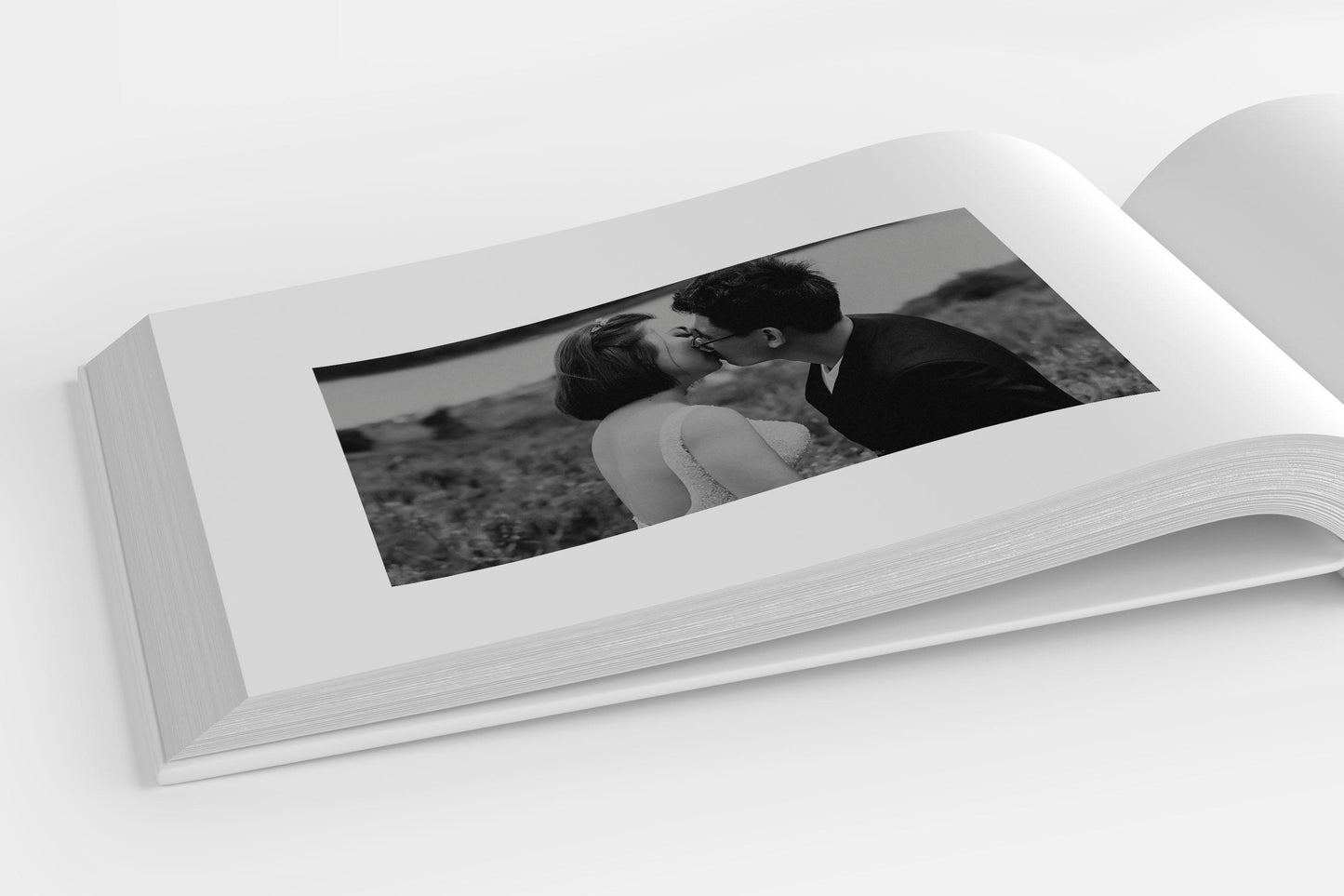 Wedding Guest Photo Book: White Hardcover Album Keepsake